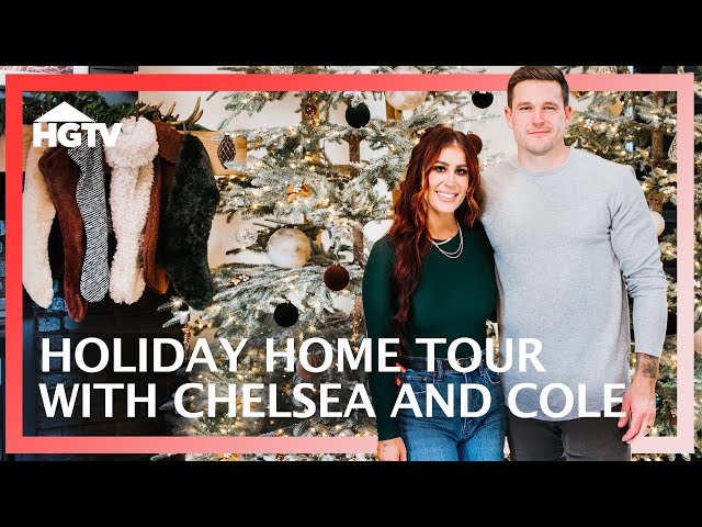 Holiday Special: Home Tour with the DeBoer's | Down Home Fab | HGTV