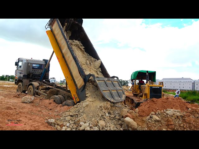 amazing heavy truck dumper full dirt stuck deep landslide bulldozer strong powerful recovery
