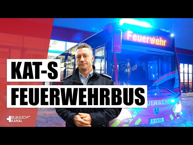 Der FEUERWEHR-BUS aus Potsdam: Notfall-Equipment & Sondersignalanlage