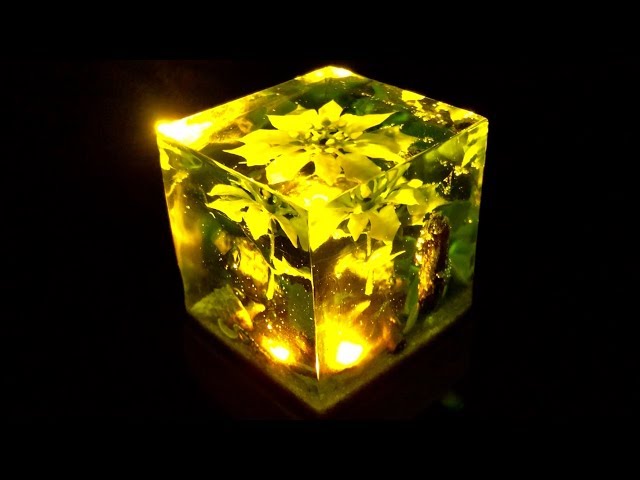 Ocean Cube Lamp from Resin - DIY