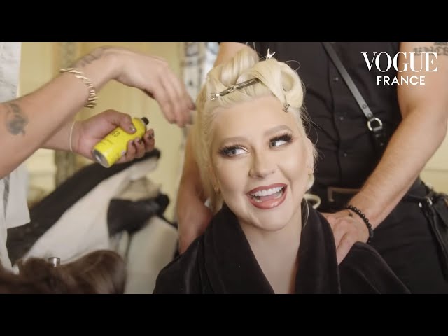 Christina Aguilera Gets Ready for AmFAR Gala Cannes | Vogue France