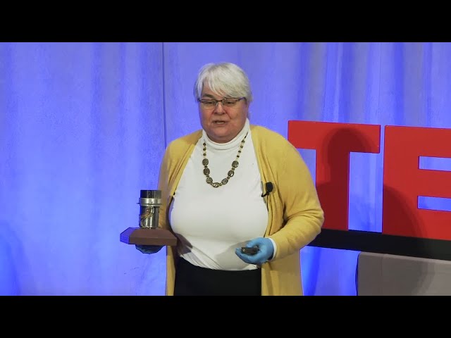 The amazing story of the Apollo 8 gyroscope | Deborah Douglas | TEDxMIT