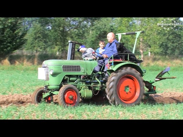 Pflügen mit alten Traktoren Maßnitz - 1/3 plowing with historic Tractor