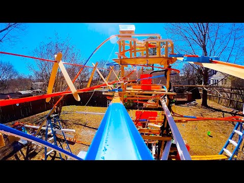 Hot Wheels Aquapark Track with Waterfalls and Waterslides (BOOSTED)