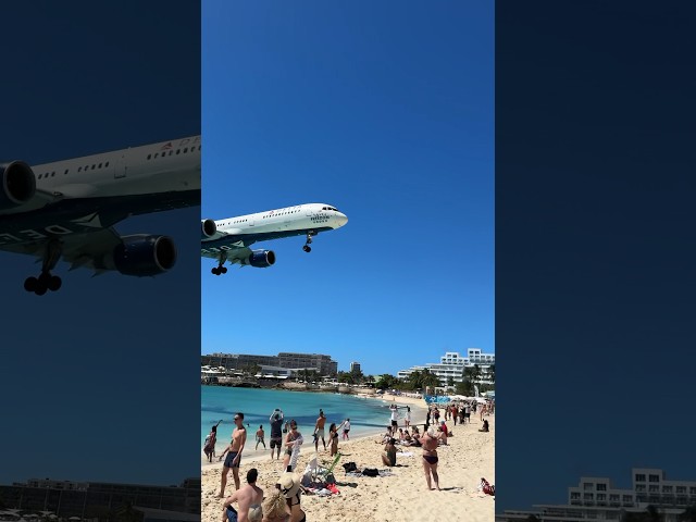 Delta 757 Landing into Saint Maarten island #shorts