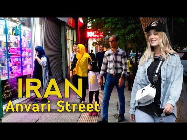 IRAN - Foreign Street In Shiraz 2022 Night Walk Vlog خیابان خارجی در ایران