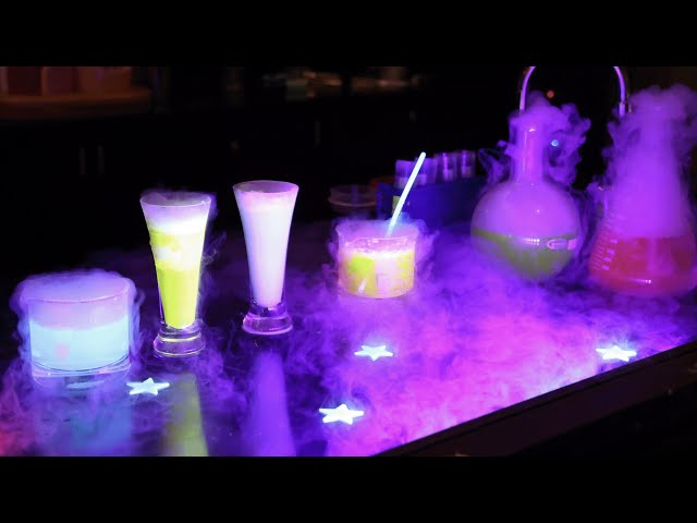 Master Mixology: Drinks that Glow