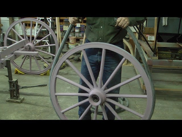 How Do Rubber Tires go on Carriage & Wagon Wheels? | Wheelwright Trade