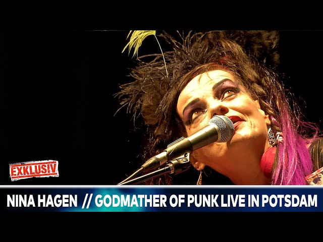 Nina Hagen live in Potsdam // Godmother of Punk singt das Kriegslied