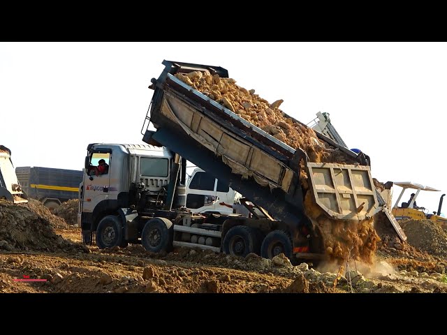 Awesome Bulldozer Dump Truck Spread Soil Equipment
