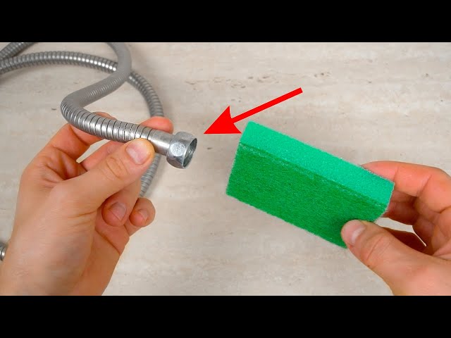 🔥 Insert the sponge into the shower pipe and a miracle will happen!!👍🏻 🔝 video of a plumber