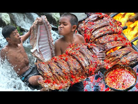 Primitive technology - To day cooking pork rib share for eating delicious