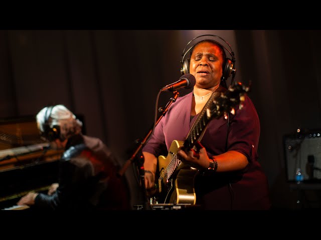 Ruthie Foster | KNKX Studio Session