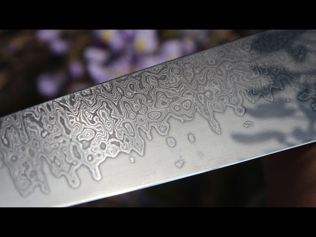 San Mai Gyuto Chefs knife with Damascus cladding ~ Japanese kitchenknife-making