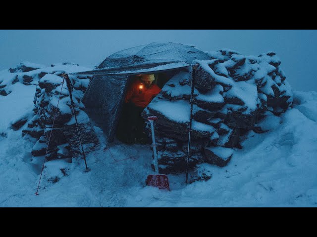 WINTER STORM - Snow Tent Camping Solo