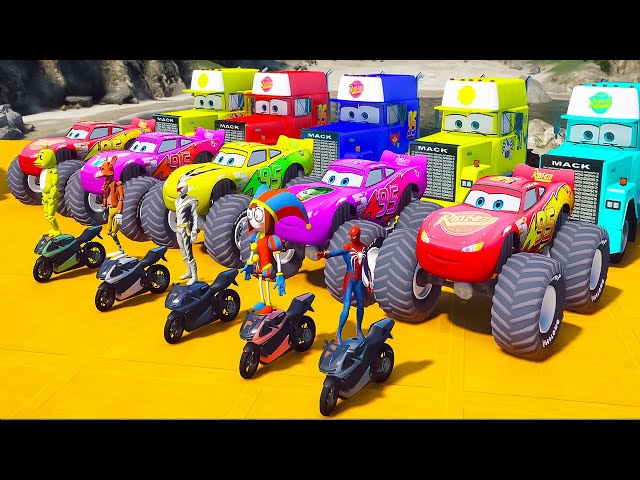 Big & Small Spiderman on a motorcycle with Monster Truck Wheels vs Lightning Mcqueen
