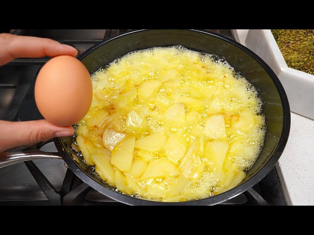 Traditional Spanish omelette with ONLY 3 ingredients! Everyone will be delighted