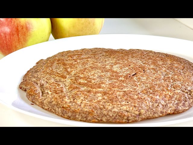 Flaxseed meal and apple flatbread! Healthy breakfast in 5 minutes!