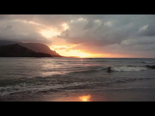 [10 Hours] Hanalei Bay Sunset, Hawaii - Video & Audio [1080HD] SlowTV