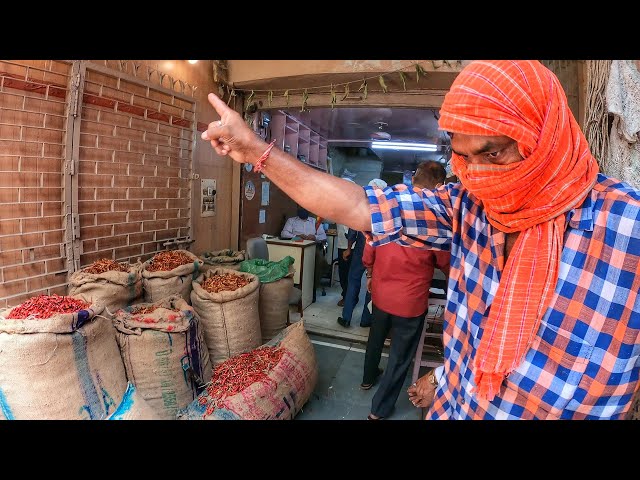 How to Shop at an Indian Spice Market (Ft. Angry Racist Man 😡)