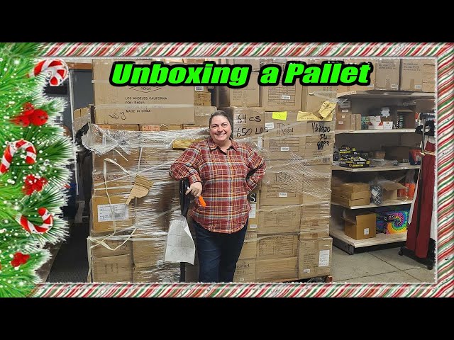 Unboxing a pallet with lots and lots of Christmas - Check out what we got from this closeout company