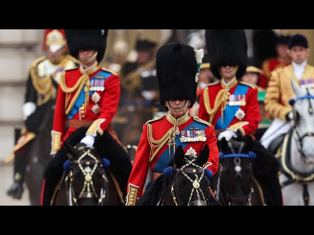 King Surprise! Thousand Cheers The King on Horseback with Prince William, PrincessAnne other Royals