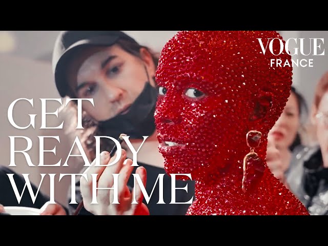 Doja Cat Gets Ready for Schiaparelli Wearing Stunning Red Outfit & 30,000 Crystals | Vogue France