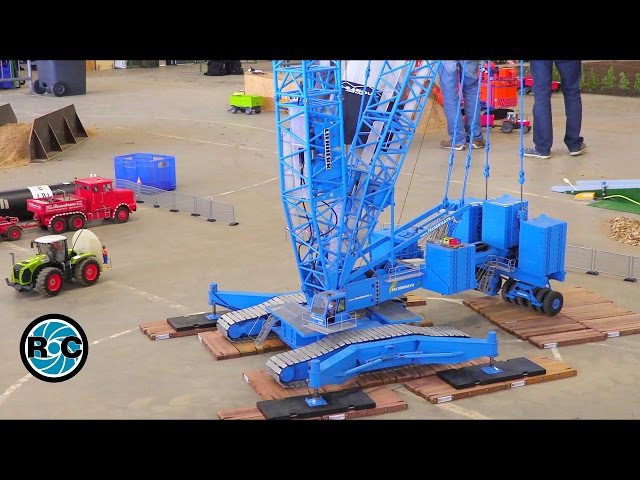 Giant RC Crane &  Wind Turbine installation