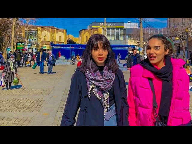IRAN 2023 - Walking in City - tour