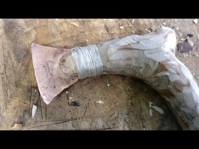 Making Otzi the ice man copper axe from 3000bc