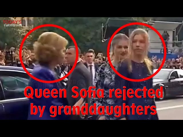 Queen Sofia rejected by granddaughter at Princess of Asturias awards!