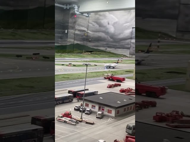 Knuffingen Flughafen #miniaturwunderland #menschen #auto #autos #lkw #viral #video #viralvideo