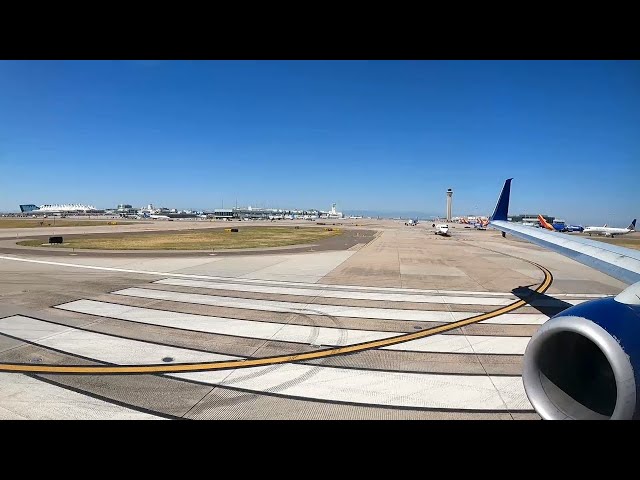 Afternoon Departure From Denver (Delta 737-900)