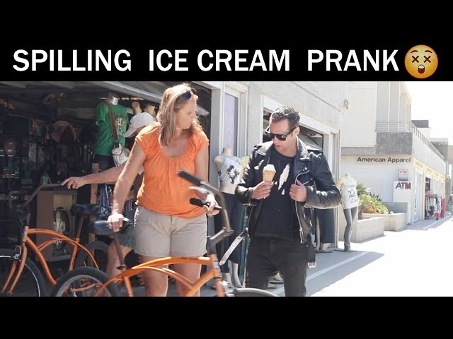 Awkward ice cream Prank 🍦😂- julien Magic