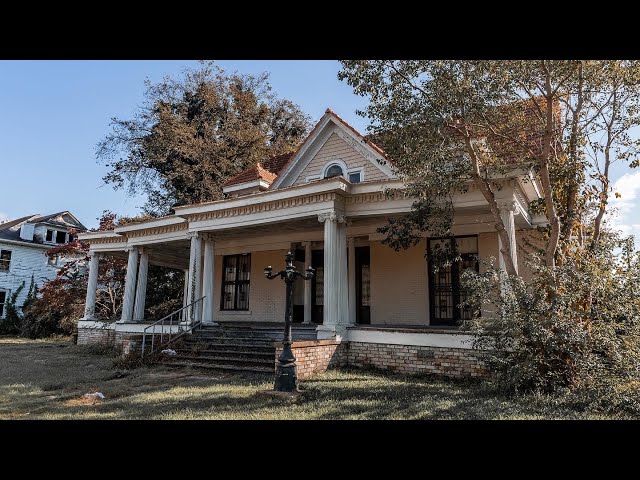 ABANDONED Southern Mansion with Toyota, Designer watches, and EVERYTHING Else Left Behind.