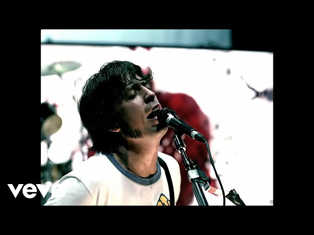 Foo Fighters - All My Life (Official Music Video)