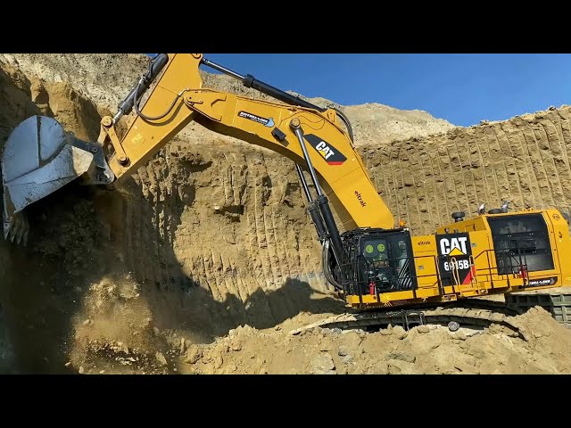 Extra Ordinary Beasts Working Hard In Mining Sites & Heavy Transports - Mega Machines Movie