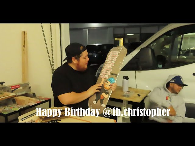 VLOG 12- HAPPY BDAY @FB.Christopher @suburbanrobot6270 and @Slushcult!!!! Friends & #fingerboarding