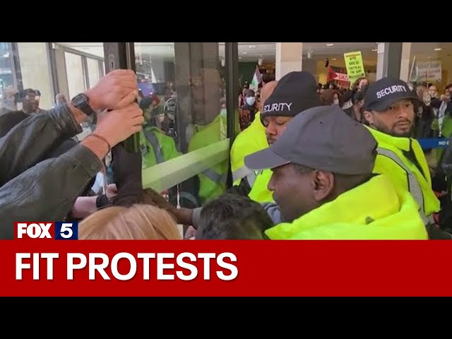 Protests at Fashion Institute of Technology