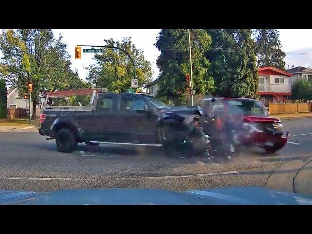 Best Of Idiots In Cars Compilation August 2023