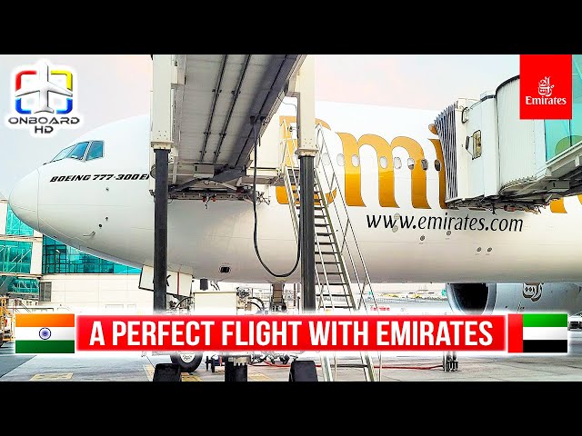 TRIP REPORT | Sandstorm & Crazy Winds in Dubai | EMIRATES Boeing 777 | Delhi to Dubai