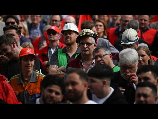 Stahlarbeiter von Thyssenkrupp protestieren