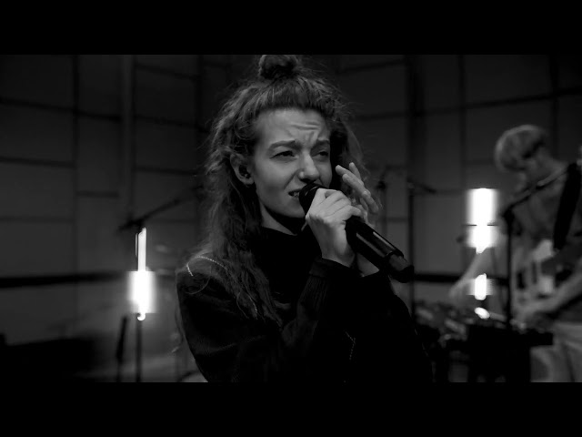 Amanda Tenfjord - a list of all the things that I regret (Live from Studio B)