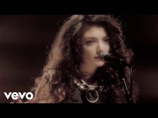 Lorde - Royals - Stripped (VEVO LIFT)