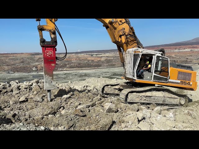 Liebherr 954 Excavator Working With 5 Tonnes Hydraulic Breaker - Sotiriadis/Labrianidis Mining - 4k