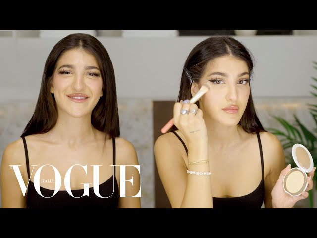 Eléna Hazinah realizza il suo Latte Makeup | Beauty Secrets | Vogue Italia