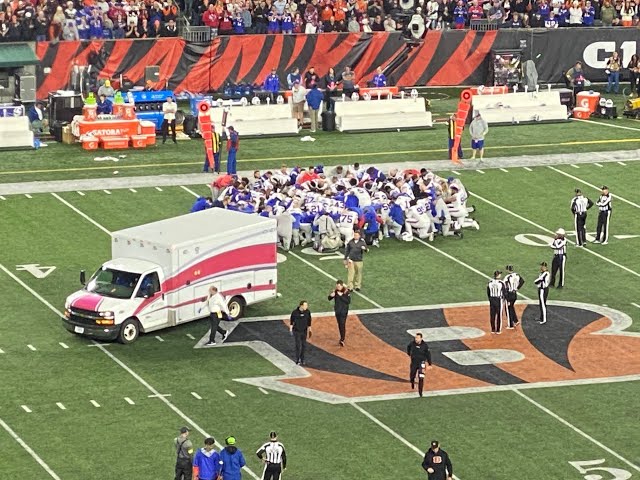 Damar Hamlin remained down on the field after a scary hit 9 Minutes of CPR