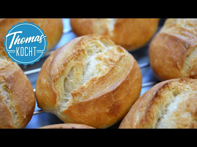 How to bake german bread rolls (Brötchen) at home, no knead recipe