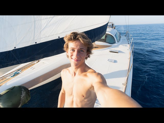 a day in my life ( teen sailing the world )