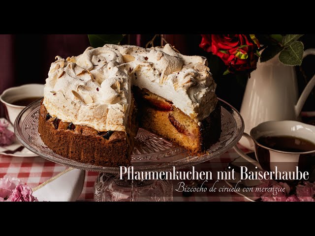 Pflaumenkuchen mit Baiserhaube: Delicioso bizcocho de ciruela